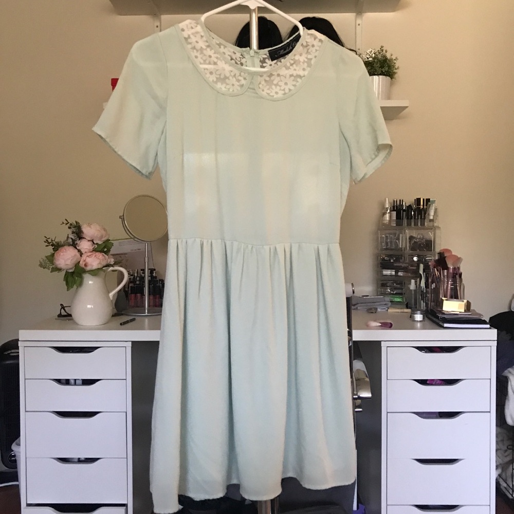 Mint Short Sleeve Peter Pan Lace Collar Mini Dress